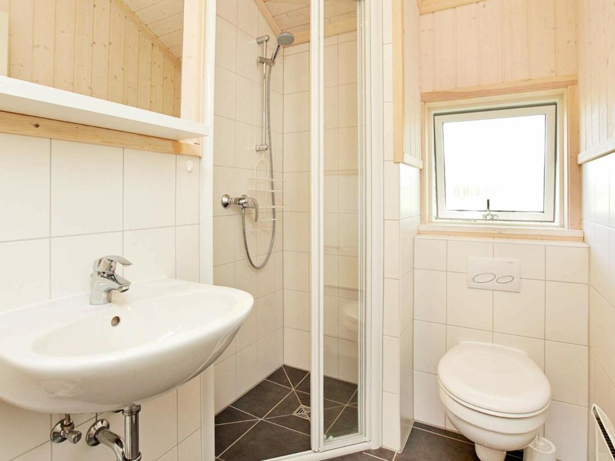 Three-Bedroom Holiday Home In Grossenbrode 1 Room photo